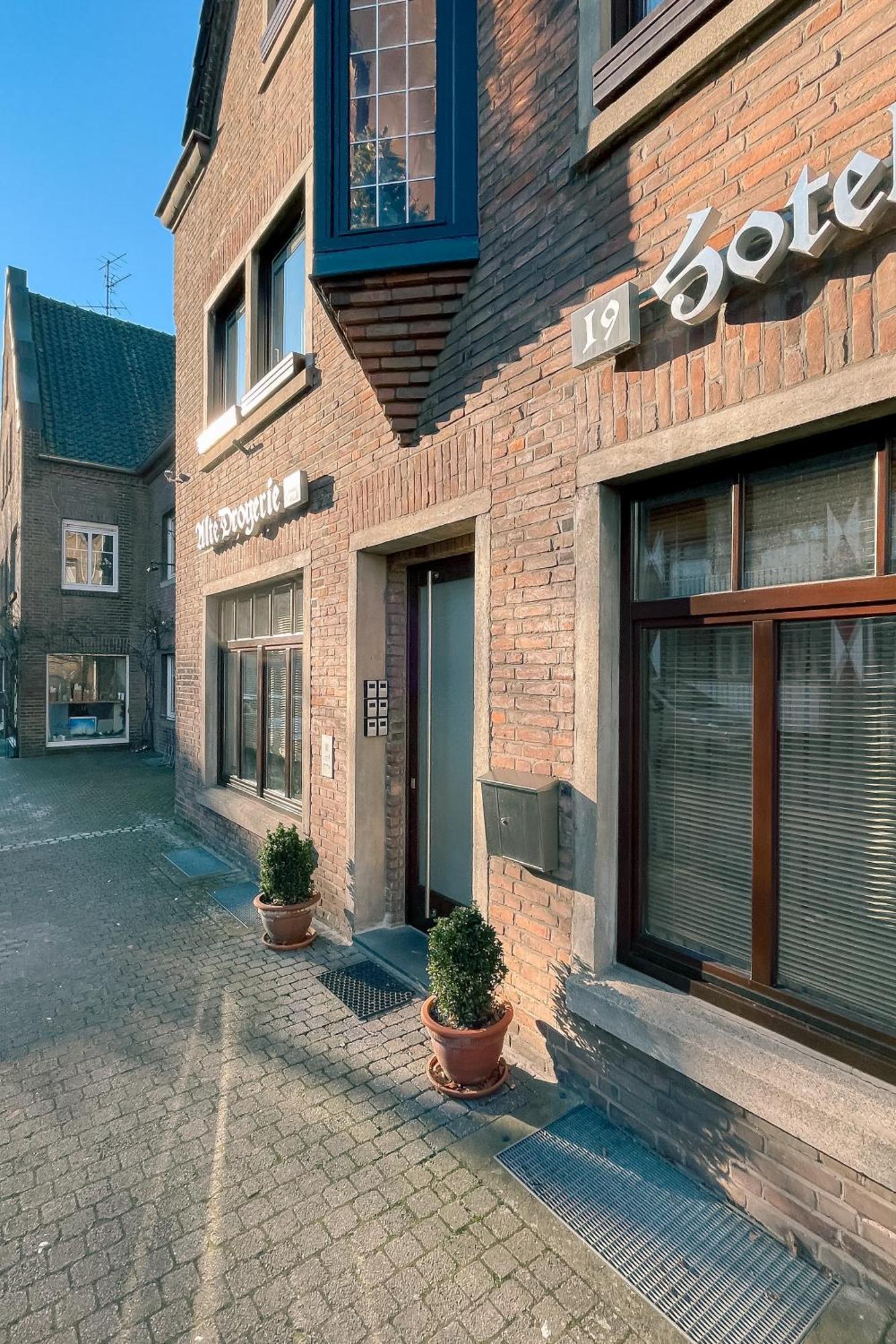 Alte Drogerie Hotel Garni Anholt Buitenkant foto