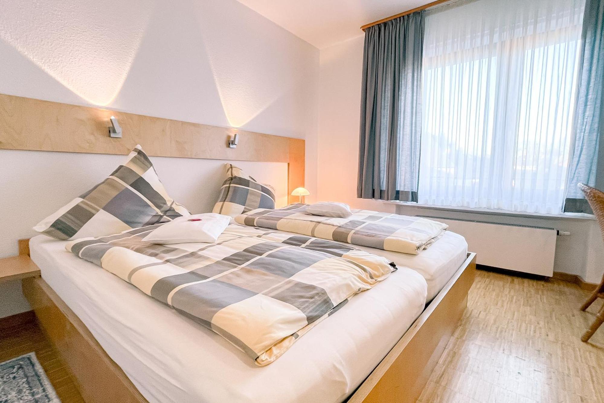 Alte Drogerie Hotel Garni Anholt Buitenkant foto